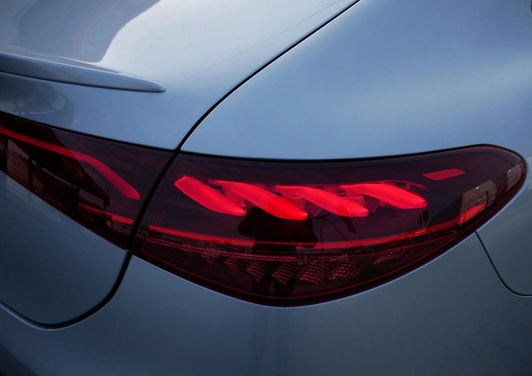Mercedes-Benz EQE cena 329900 przebieg: 17500, rok produkcji 2022 z Głuchołazy małe 781